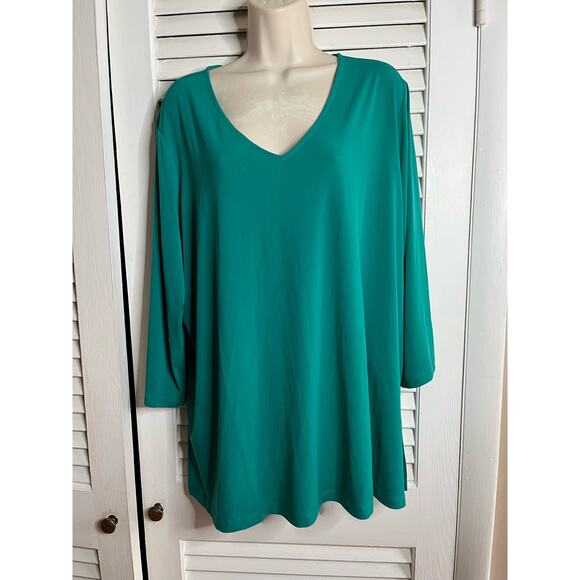 Susan Graver Liquid Knit  Modern Essentials green‎ v neck knit top 2XP Emerald - Picture 2 of 5